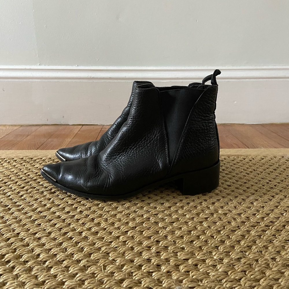 Acne Studios Black Leather Chelsea Jensen Boots Size 37
